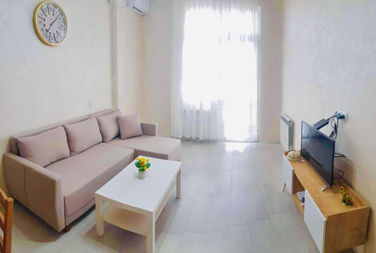 Tameo Apartment Batumi Exterior photo